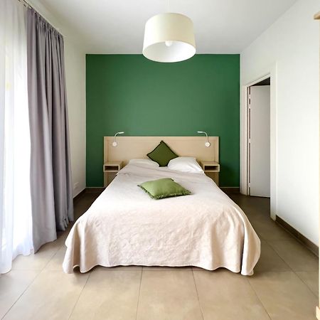 Gites Et Chambres D'Hotes Maison Ungerer Hunspach Exteriör bild