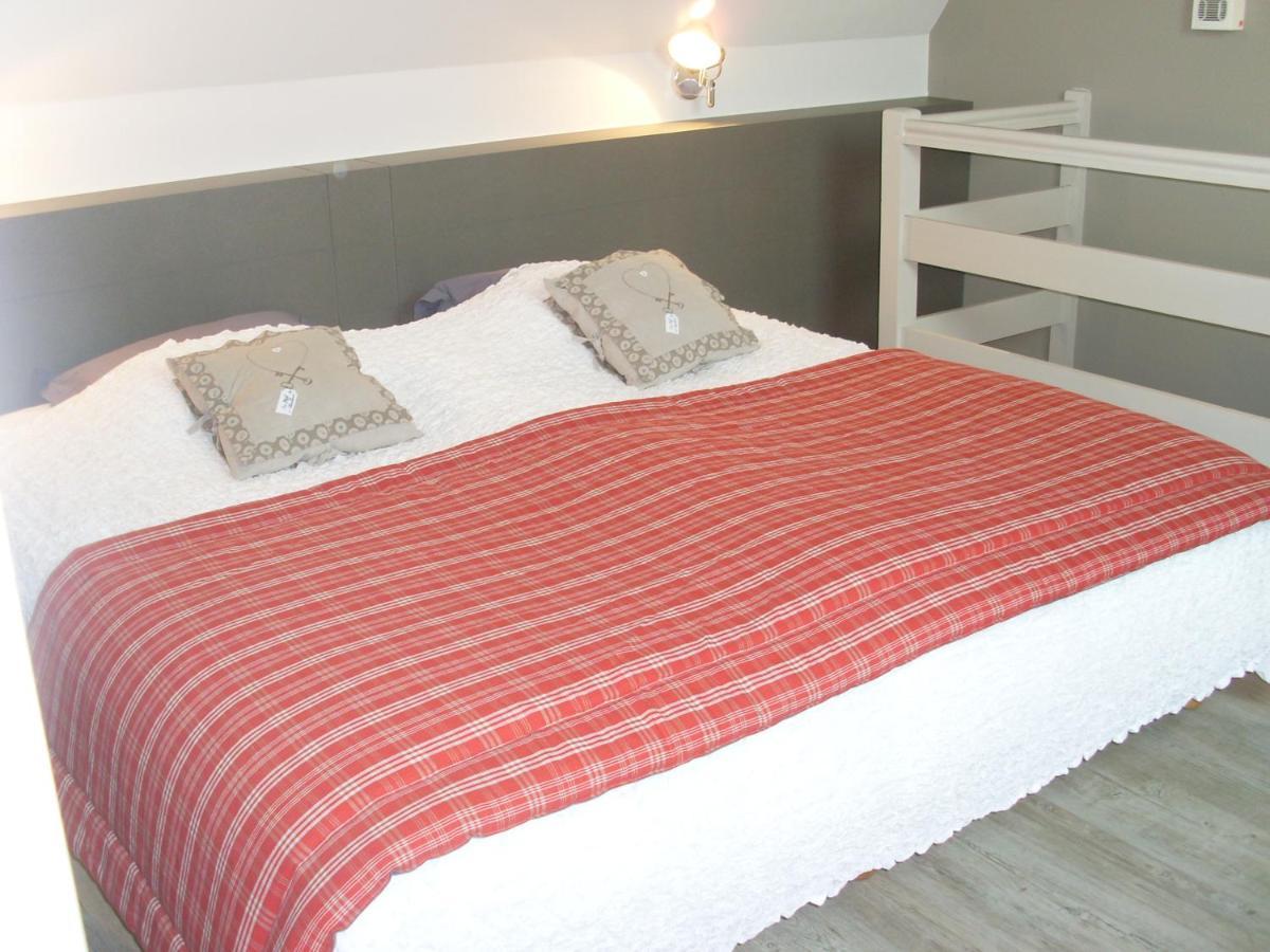 Gites Et Chambres D'Hotes Maison Ungerer Hunspach Exteriör bild