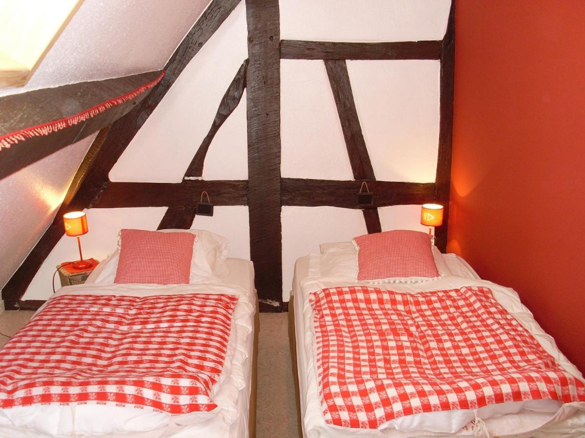 Gites Et Chambres D'Hotes Maison Ungerer Hunspach Exteriör bild
