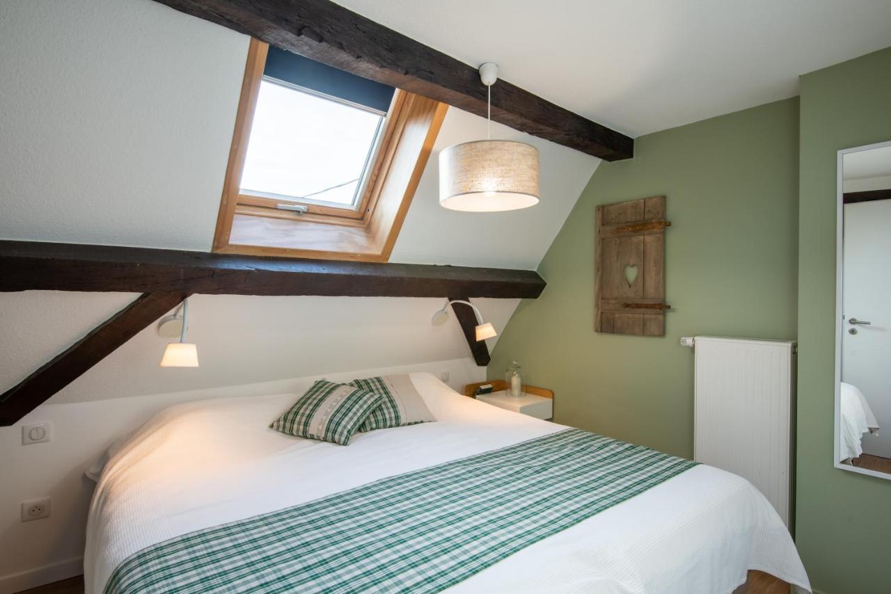 Gites Et Chambres D'Hotes Maison Ungerer Hunspach Exteriör bild