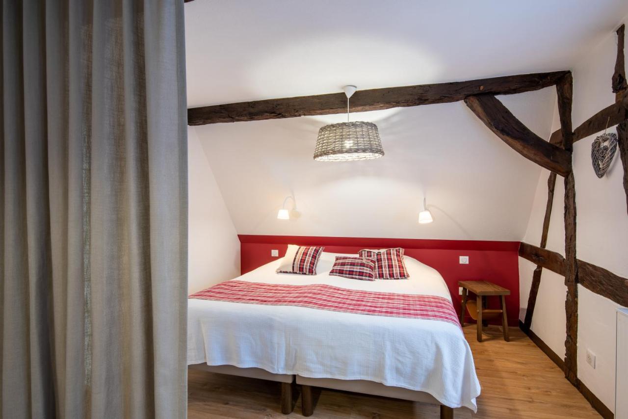 Gites Et Chambres D'Hotes Maison Ungerer Hunspach Exteriör bild