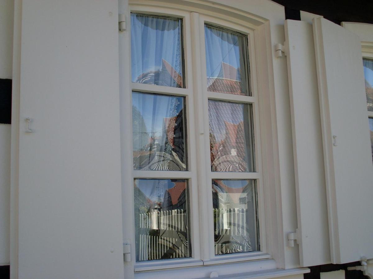 Gites Et Chambres D'Hotes Maison Ungerer Hunspach Exteriör bild