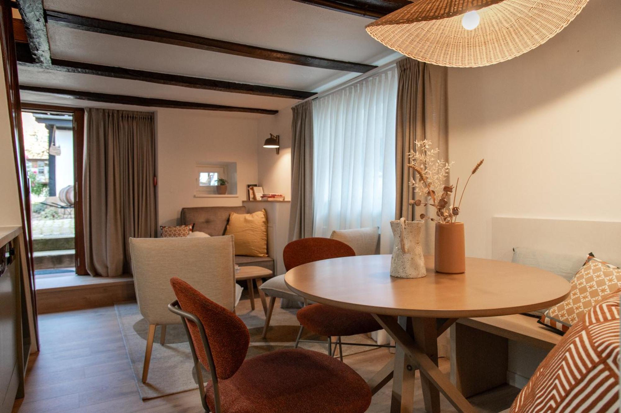 Gites Et Chambres D'Hotes Maison Ungerer Hunspach Exteriör bild